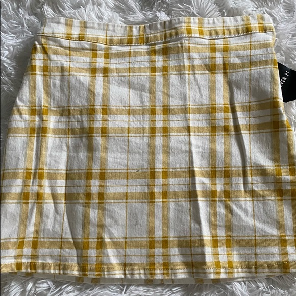 Skirt - Picture 2 of 5